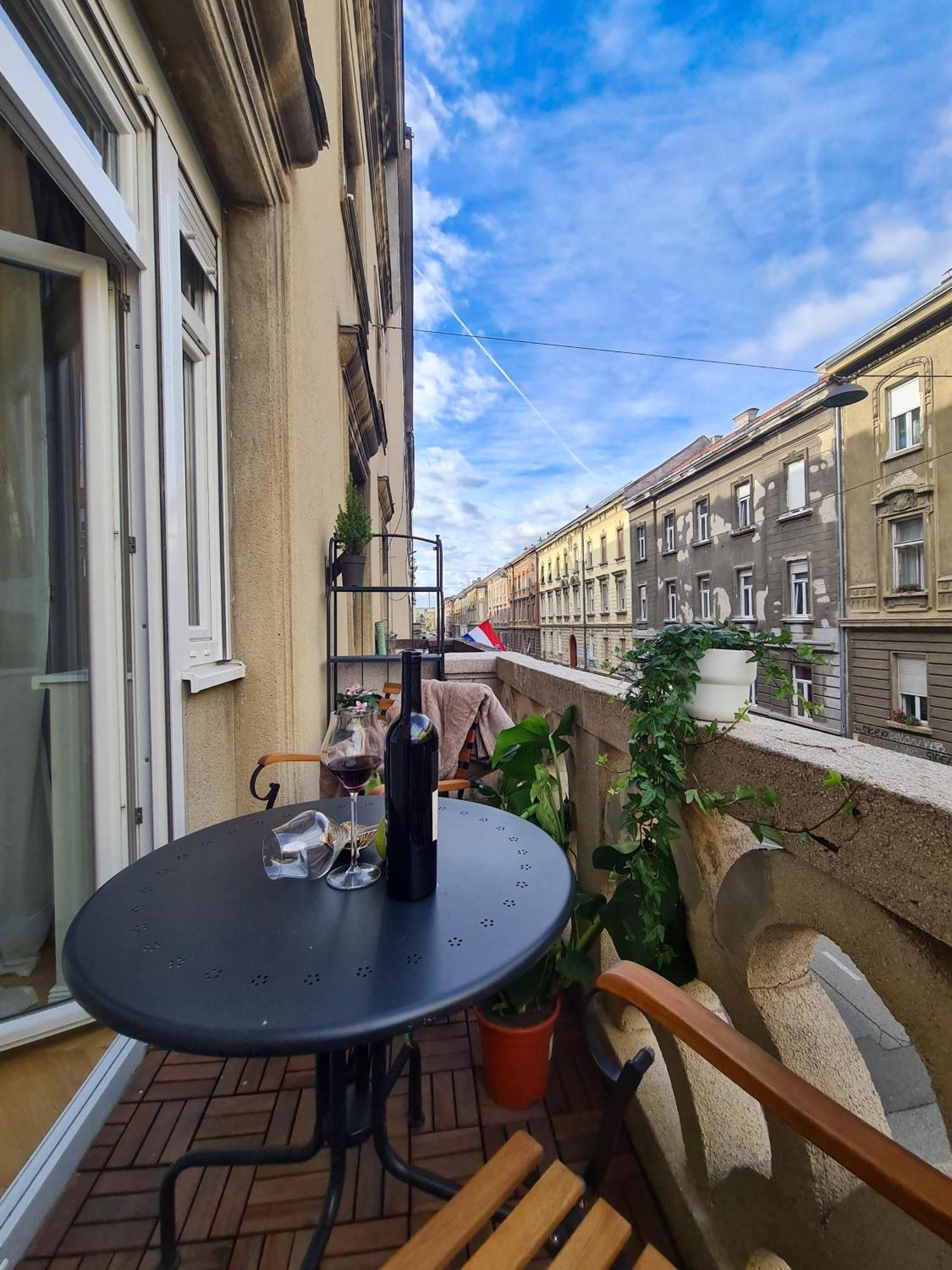 Madea Apartman Zagreb Bagian luar foto